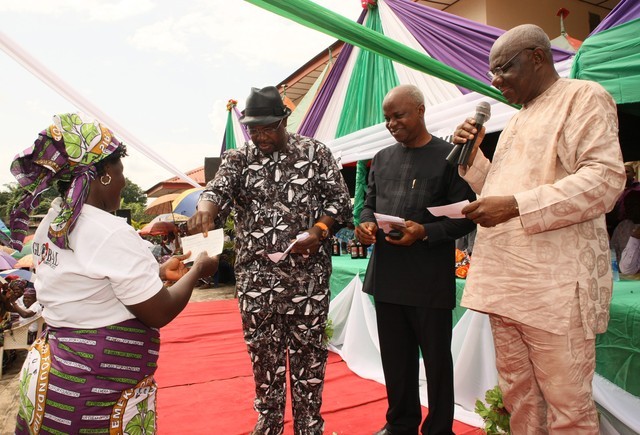 Sir Emeka Offor Foundation Helps Widows with Rice Donation