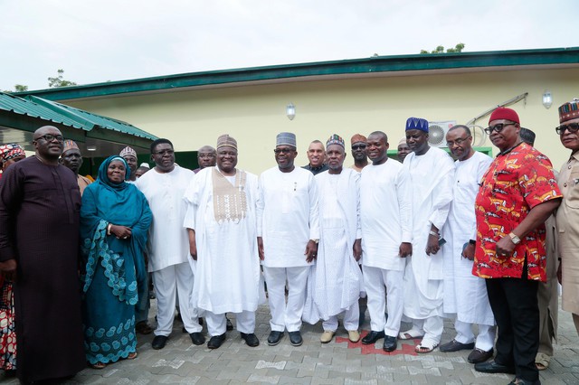 Sir Dr. Emeka Offor Inspects Waziri Alhassan Public Library in Daura