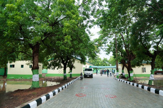 Sir Dr. Emeka Offor Inspects Waziri Alhassan Public Library in Daura