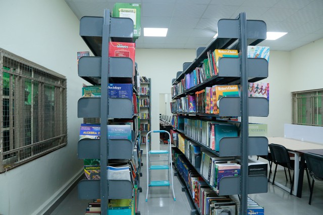 Sir Dr. Emeka Offor Inspects Waziri Alhassan Public Library in Daura